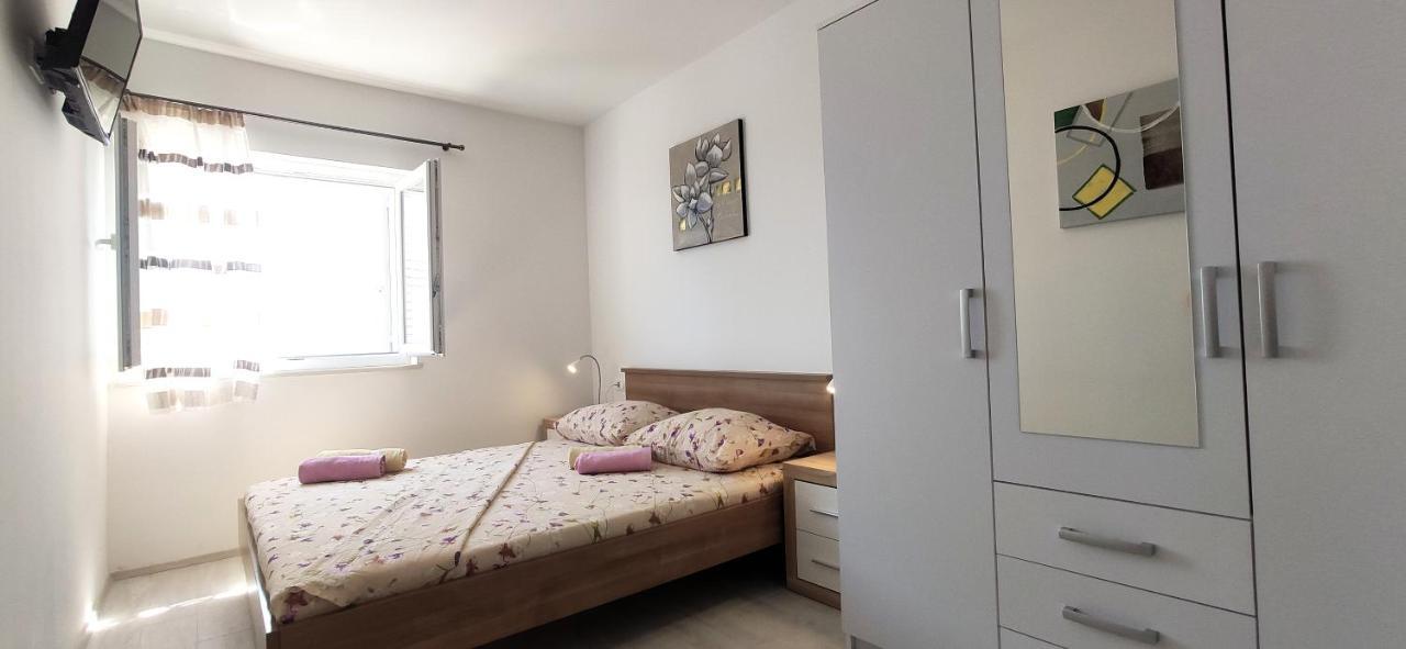 מאקרסקה Apartment Dolores מראה חיצוני תמונה
